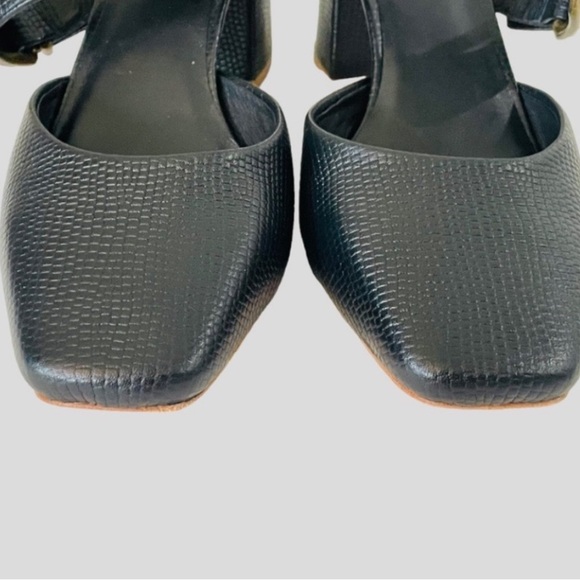 NEW! CHARLOTTE STONE NEW GINA
BLACK HEELS SIZE 9 - Picture 6 of 16